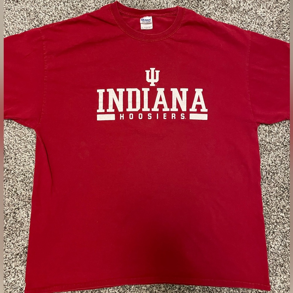 IU shirt